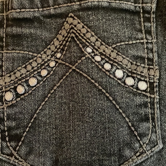 Arait Denim Jeans - Picture 3 of 14